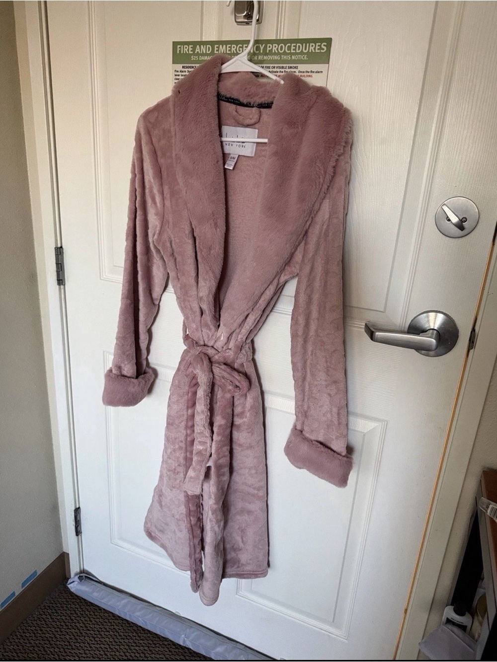 Plush Shawl-Collar Robe in Dusty Pink - Soft Women's Sleepwear